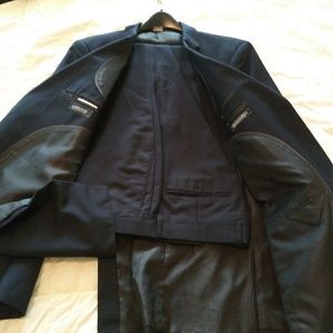 Mens Dark blue 2pc suit